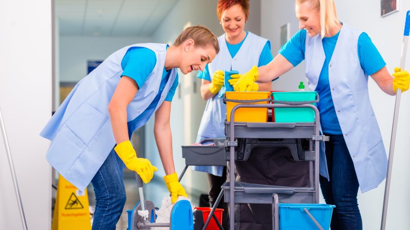 cleaning-team